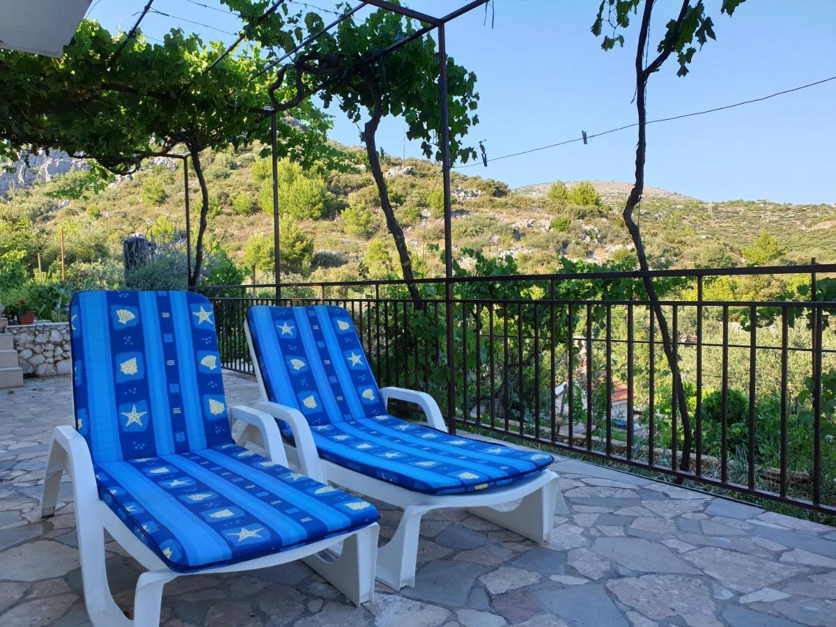 Apartmani Barada Seget Vranjica Exterior foto